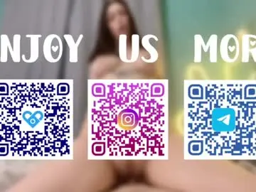 Chaturbate Live Sex Cam of laurenceandviolette