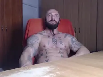 Chaturbate Live Sex of strongivan