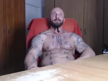 Chaturbate Best live sex cam show of strongivan