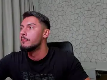 Chaturbate Live Sex Cam of clintmasterss