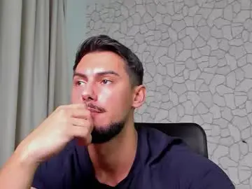 Chaturbate Watch Live Sex Cams of clintmasterss