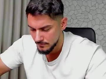 Chaturbate Best live sex cam show of clintmasterss