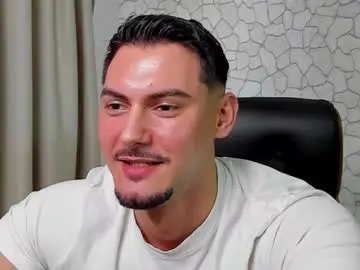 Chaturbate Live Sex Cam of clintmasterss