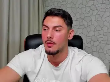 Chaturbate Free Live Porn of clintmasterss