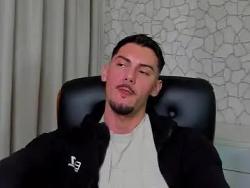 Chaturbate Free Live Porn of clintmasterss