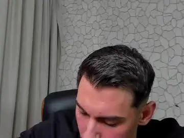 Chaturbate Free Live Porn of clintmasterss