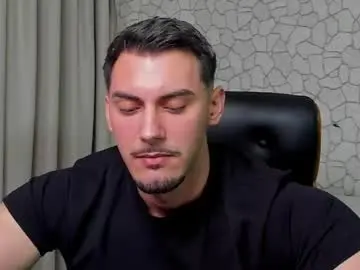 Chaturbate Live Sex Cam of clintmasterss