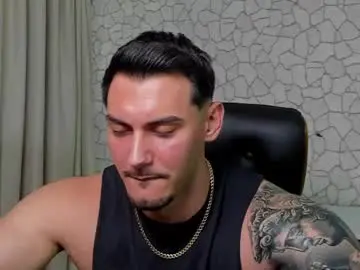 Chaturbate Adult Webcams of clintmasterss