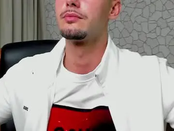 Chaturbate Live Porn of clintmasterss