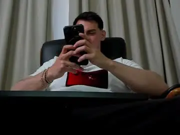 Chaturbate Live Porn of clintmasterss
