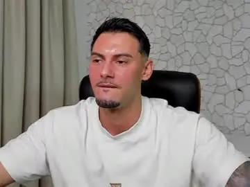 Chaturbate Nude Webcam of clintmasterss