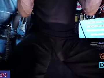 Chaturbate Live Sex of djkiven