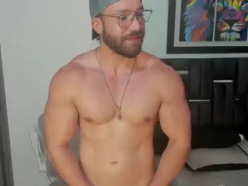 Chaturbate Live Sex Cam of joshualyon