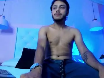 Chaturbate Live Sex Cam of marcusgrayy