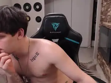 Chaturbate Live Sex Cam of teddy_mode