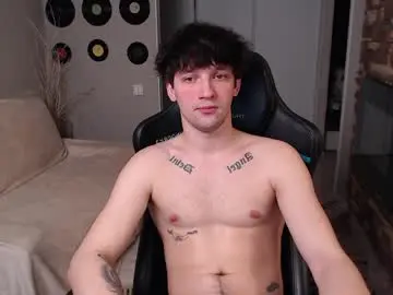 Chaturbate Live Porn of teddy_mode