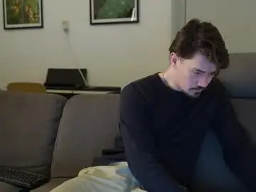 Chaturbate Live Porn of hiimpeter