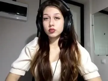 Chaturbate Sex Cam of hildredmabray