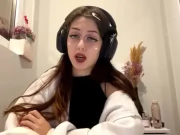 Chaturbate Sex Cam of hildredmabray