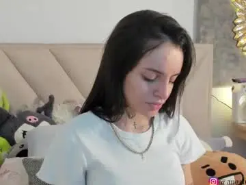 Chaturbate Live Sex Cam of angeline__smith