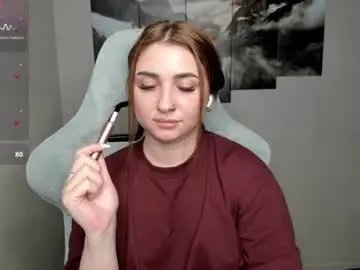 Chaturbate Adult Video Chat of flufyfoxx