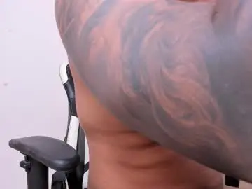 Chaturbate Free Porn Cam of fuckboyca