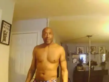 Chaturbate Live Sex Cam of blaqmagic72