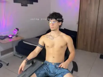 Chaturbate Live Sex of kisan_smith