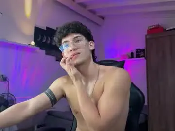 Chaturbate Nude Webcam of kisan_smith