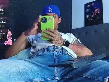 Chaturbate Free Porn Cam of romancartier_