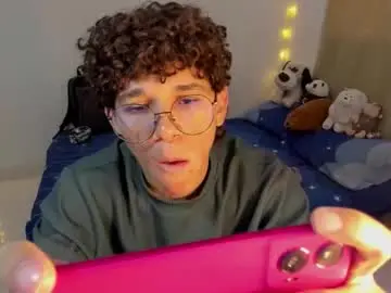 Chaturbate Adult Video Chat of tom_blue10