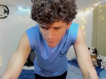 Chaturbate Live Porn of tom_blue10