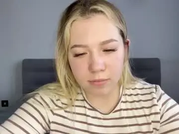 Chaturbate Sex Cam of alyrasun