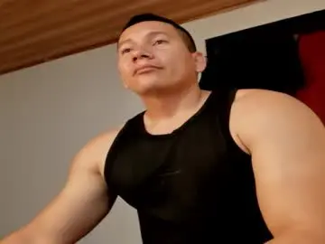 Chaturbate Best live sex cam show of big_pecs_1