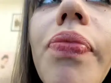 Chaturbate Free Live Porn of jenie_fire