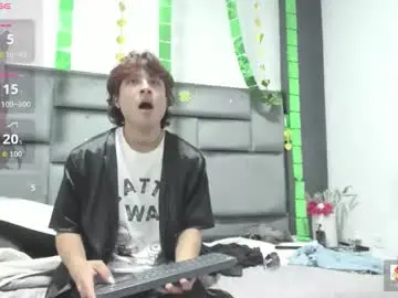 Chaturbate Live Porn of liamgrant_