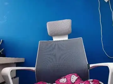 Chaturbate Best live sex cam show of thali_a