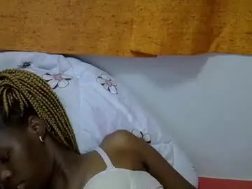 Chaturbate Watch Live Sex Cams of hot_petra2