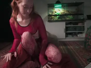 Chaturbate Free Porn Cam of iara_mi