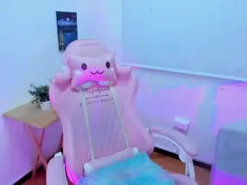 Chaturbate Live Sex Cam of moonrose_1