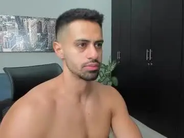 Chaturbate Live Porn of thiago_driussi
