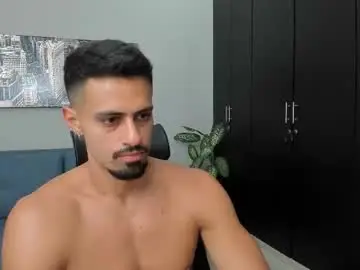 Chaturbate Live Porn of thiago_driussi
