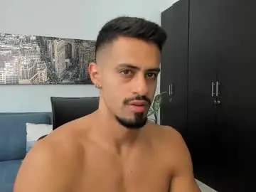 Chaturbate Live Porn of thiago_driussi
