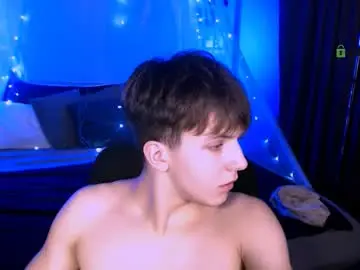 Chaturbate Live Sex Cam of dylan_bold