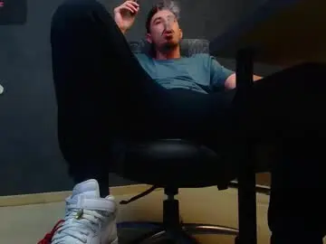 Chaturbate Live Porn of enzorace