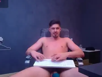 Chaturbate Best live sex cam show of enzorace