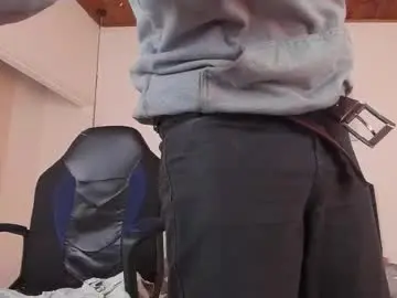 Chaturbate Live Sex Cam of eross_guyy