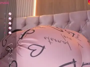 Chaturbate Watch Live Sex Cams of liat_hoz