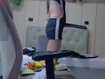 Chaturbate Live Sex Cam of nicki__snow