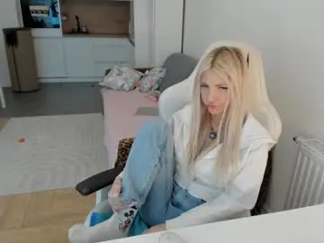 Chaturbate Watch Live Sex Cams of sugar_rainbow